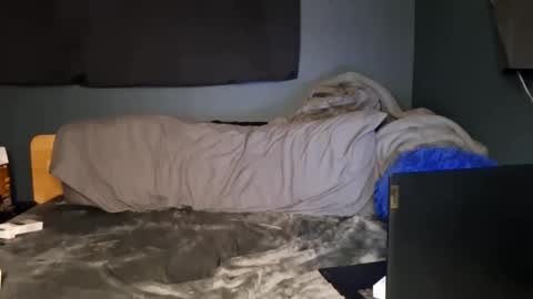 slutsandblunts online show from January 10, 2026, 3:30 am