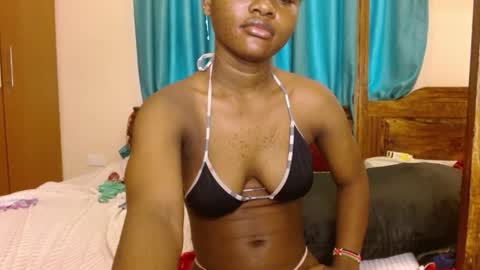 Snapshot of slutty_charmmz chatting on April 26, 2026, 5:16 am Bree online show from April 26, 2026, 5:16 am