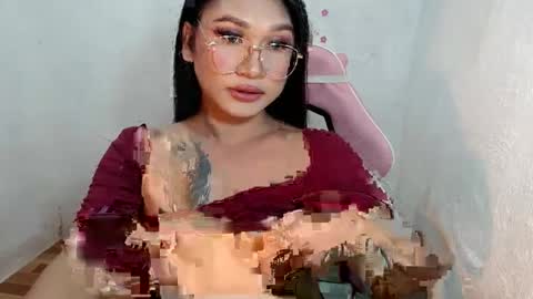  Lovie  online show from January 23, 2025, 7:11 am