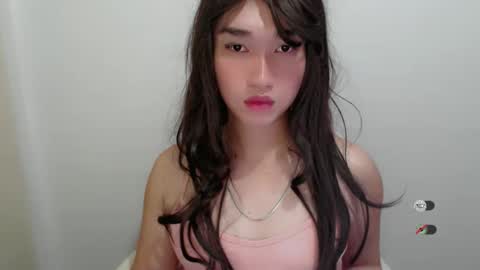 Snapshot of slutty_francine chatting on October 17, 2025, 6:05 am FRANCINE online show from October 17, 2025, 6:05 am