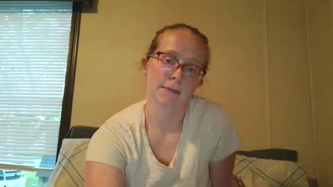 Slutty redhead3 online show from October 24, 2025, 10:39 pm