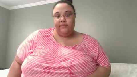 Snapshot of sluttyjess31 chatting on February 8, 2026, 1:36 pm Jessica online show from February 8, 2026, 1:36 pm