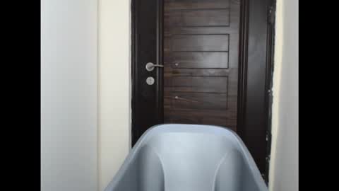 sluttyxxdrip online show from October 15, 2025, 10:21 pm