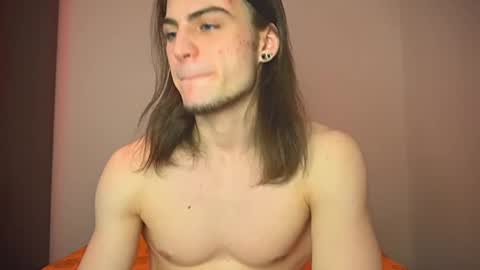 Gus online show from February 19, 2025, 3:27 pm