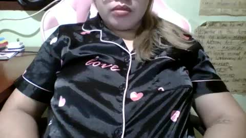 Snapshot of small_boobs59 chatting on March 5, 2025, 12:55 pm Lovewella online show from March 5, 2025, 12:55 pm