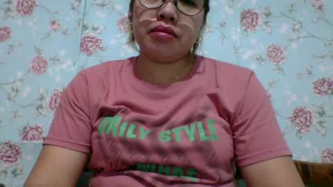 Lovewella online show from July 11, 2026, 3:42 am