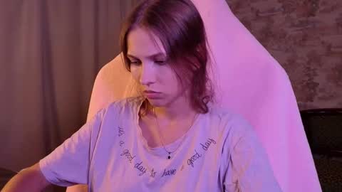 Emma online show from September 11, 2025, 4:18 pm