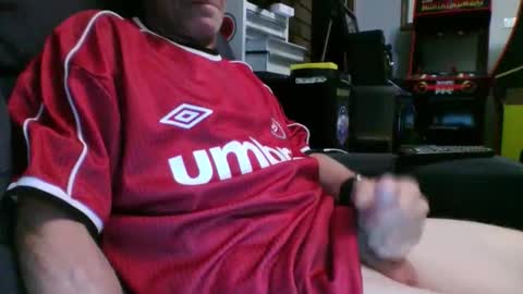 smallcock12377 online show from April 2, 2026, 12:03 pm