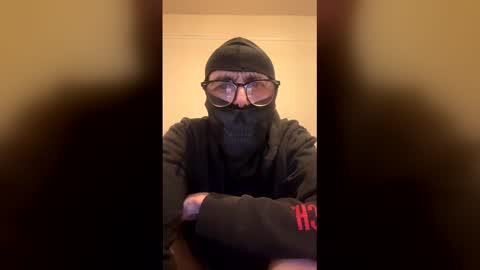 Snapshot of smallcock1406 chatting on March 3, 2026, 12:50 am smallcock1406 online show from March 3, 2026, 12:50 am