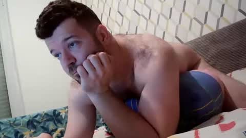 Snapshot of smallcock2850 chatting on December 17, 2025, 10:10 am smallcock2850 online show from December 17, 2025, 10:10 am