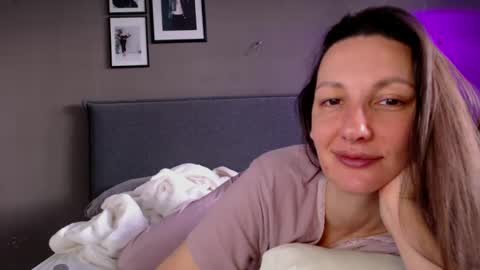 Snapshot of smalltittsbigsoul chatting on February 20, 2025, 6:28 am Anna no bbbbybybbabebyy just Anna. And dont call me mom please. online show from February 20, 2025, 6:28 am