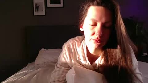 Snapshot of smalltittsbigsoul chatting on February 27, 2025, 5:24 am Anna no bbbbybybbabebyy just Anna. And dont call me mom please. online show from February 27, 2025, 5:24 am