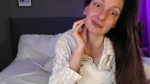 Snapshot of smalltittsbigsoul chatting on March 2, 2025, 5:44 am Anna no bbbbybybbabebyy just Anna. And dont call me mom please. online show from March 2, 2025, 5:44 am