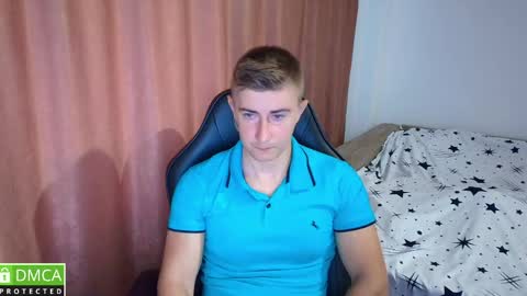 smanking22 online show from May 1, 2026, 5:12 am