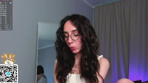 Snapshot of smart_eliz chatting on April 19, 2026, 5:40 am Elizabeth online show from April 19, 2026, 5:40 am