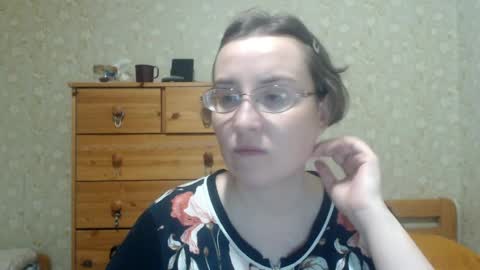 smart_rose online show from April 5, 2026, 12:41 am