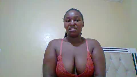 Snapshot of smartqueen1 chatting on May 18, 2026, 1:24 am Katerina online show from May 18, 2026, 1:24 am