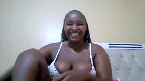 Snapshot of smartqueen1 chatting on May 28, 2026, 1:30 pm Katerina online show from May 28, 2026, 1:30 pm
