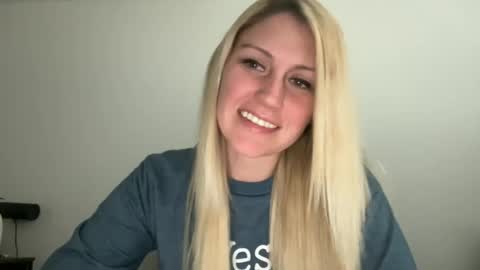 smexxii93 online show from October 29, 2025, 6:31 pm