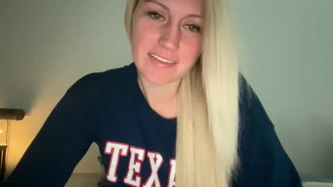 smexxii93 online show from December 18, 2025, 3:51 pm