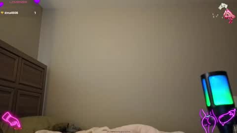 Smexy online show from September 23, 2025, 9:51 pm