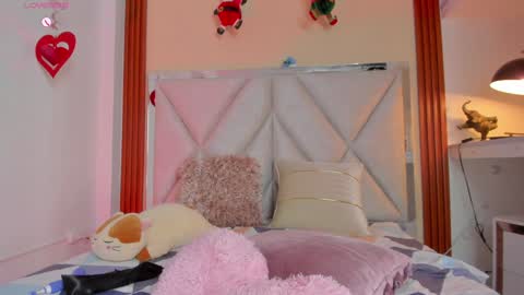 smile__1 online show from December 30, 2024, 10:23 pm