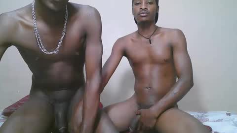 smilzzz online show from April 23, 2026, 6:25 am