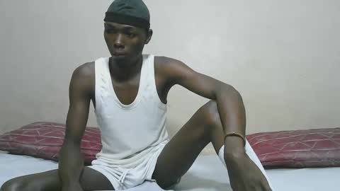 smilzzz online show from May 10, 2026, 3:33 am