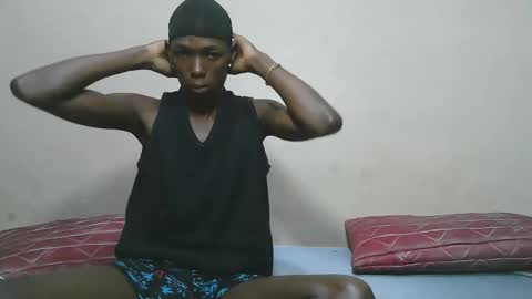 smilzzz online show from May 17, 2026, 3:37 am