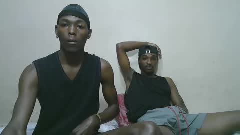 smilzzz online show from May 22, 2026, 5:03 am