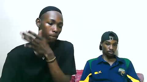 smilzzz online show from May 27, 2026, 5:26 am