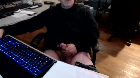 smly online show from December 5, 2025, 8:38 pm