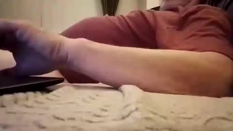 Snapshot of smokefetishman500 chatting on February 17, 2026, 9:21 pm smokefetishman500 online show from February 17, 2026, 9:21 pm