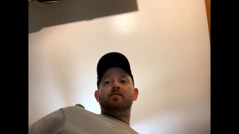 Snapshot of smokeymt420 chatting on January 9, 2025, 2:22 am smokeymt420 online show from January 9, 2025, 2:22 am