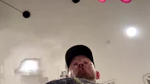 Snapshot of smokeymt420 chatting on September 17, 2025, 3:30 am smokeymt420 online show from September 17, 2025, 3:30 am