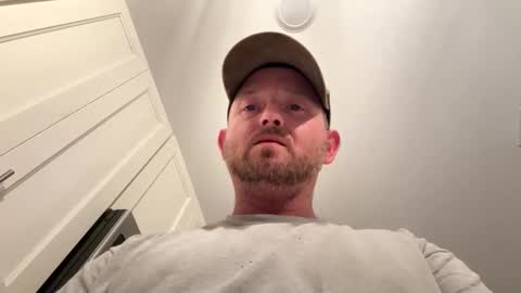 Snapshot of smokeymt420 chatting on October 14, 2025, 2:34 am smokeymt420 online show from October 14, 2025, 2:34 am