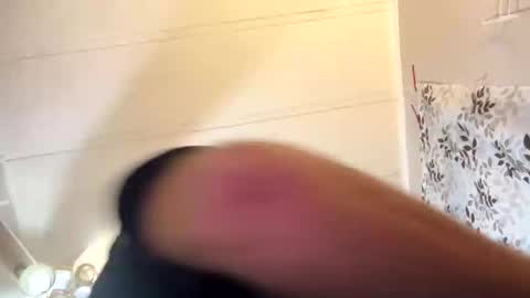 smokeymt420 online show from November 30, 2025, 11:09 pm