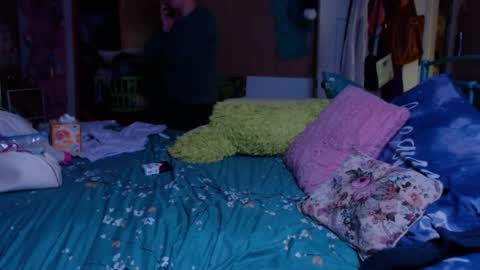 DIAN dee-ann online show from December 2, 2024, 4:20 pm