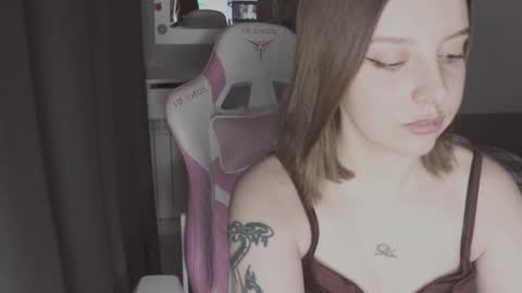 Snapshot of smokykira chatting on February 3, 2026, 2:53 am Kira online show from February 3, 2026, 2:53 am