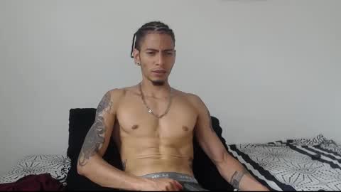 Snapshot of smooke_skinny chatting on October 26, 2025, 8:15 pm Daniel Aston online show from October 26, 2025, 8:15 pm