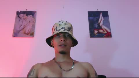 Snapshot of smookskinny chatting on November 20, 2025, 11:48 pm Daniel laverde online show from November 20, 2025, 11:48 pm