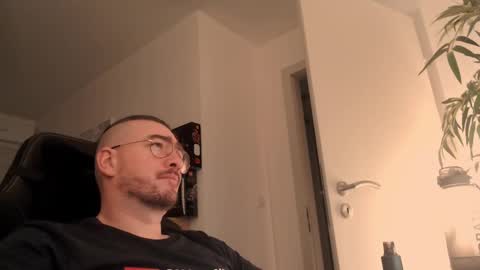 AllDayIDream online show from December 14, 2024, 11:56 pm