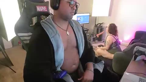 Smoothj2011 online show from January 8, 2026, 9:33 am