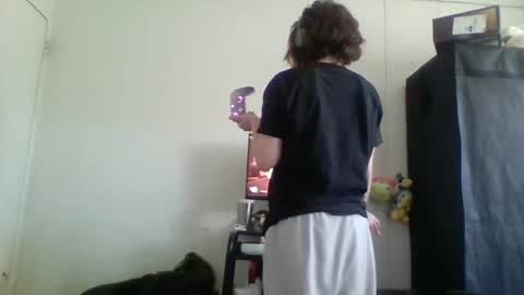 Snapshot of smoothvodka chatting on November 1, 2025, 3:58 pm Bambi--Vodka online show from November 1, 2025, 3:58 pm