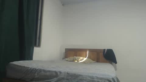 snackontime19 online show from November 29, 2025, 5:54 am