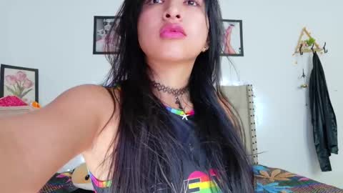 Hellen  online show from March 19, 2026, 7:29 pm