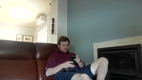 snoecks online show from May 10, 2026, 10:53 am
