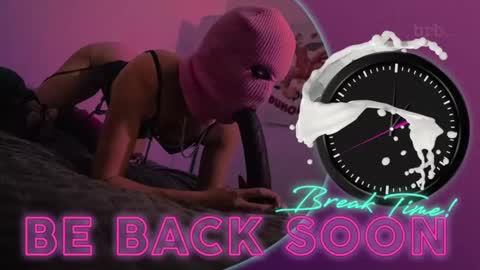 Snapshot of snowbarbiee chatting on January 30, 2025, 8:32 am snowbarbie online show from January 30, 2025, 8:32 am