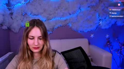 so_hot_rosalie online show from June 11, 2026, 2:53 am