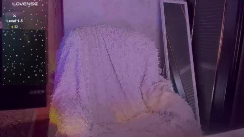 Snapshot of sofa_green chatting on December 19, 2025, 2:07 am lady sofi green online show from December 19, 2025, 2:07 am